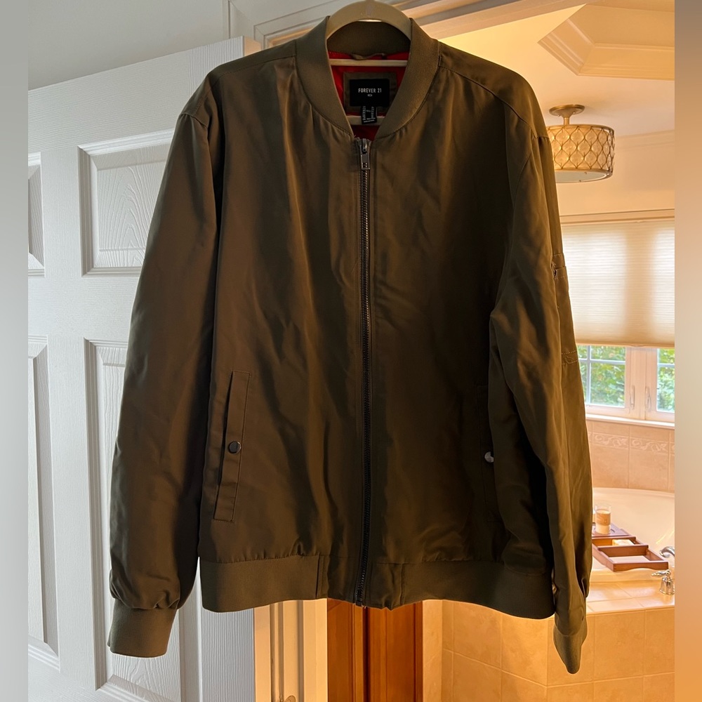 Forever 21 amen’s Bomber Jacket